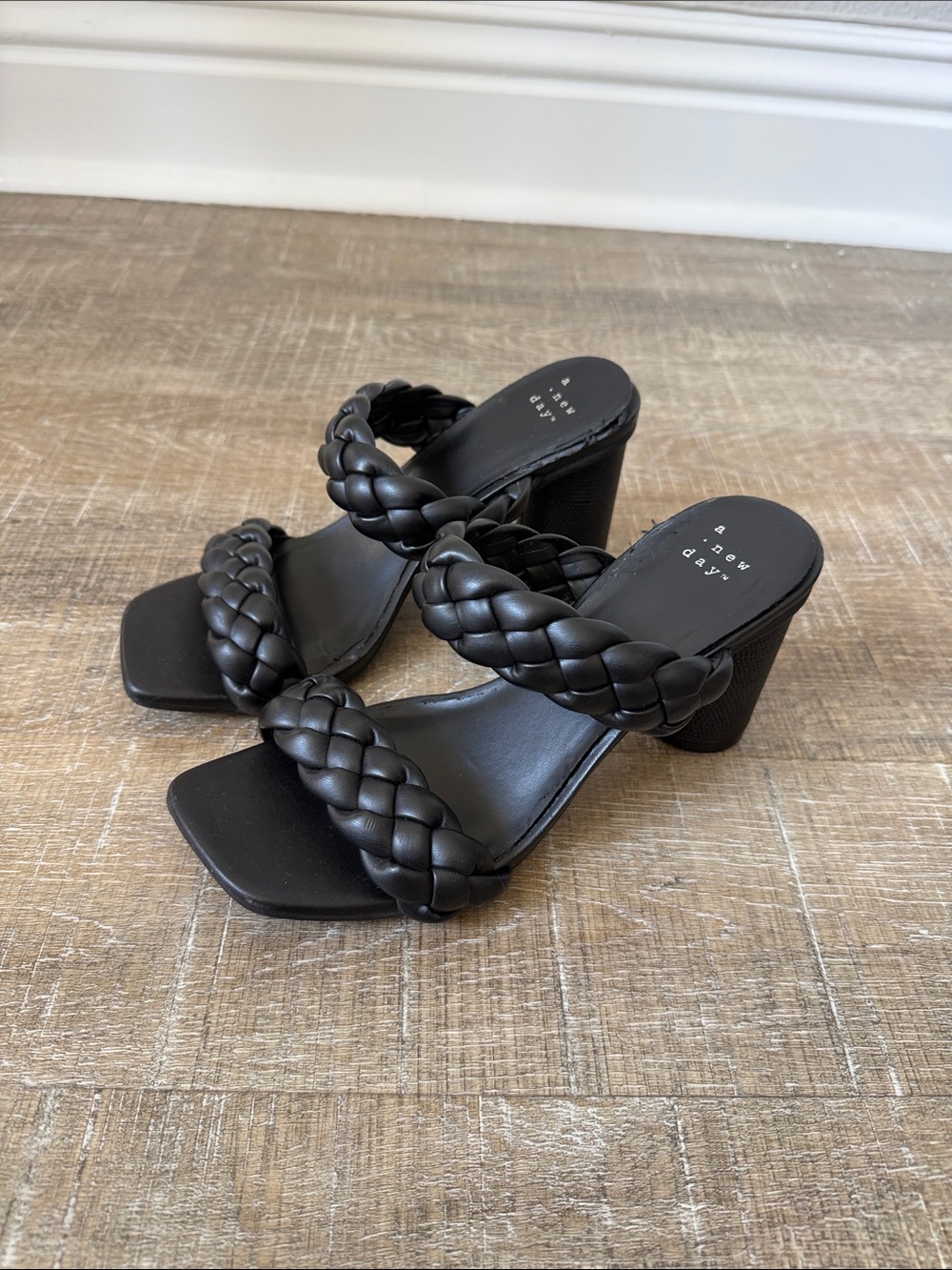 Black Braided Double-Strap Square Toe Block Heel Mules Size 7